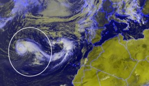 El Gobierno de Canarias declara la prealerta ante la impredecible evolucin de la tormenta tropical Nadine