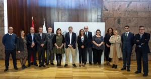 Gobierno, y profesionales de la comunicacin acuerdan promover la igualdad ante la violencia de gnero 