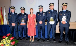 La Polica Nacional reconoce a tres agentes de la Polica Local de Mogn 