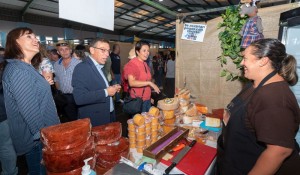 La Feria Regional de Vino, Queso y Miel en Gran Canaria exhibe en Valsequillo productos de casi 60 marcas  
