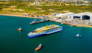 El nuevo trimarn 