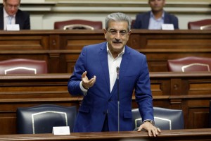 Hacienda pone a AvalCanarias al servicio de las pymes y autnomos con una lnea de prstamos por 180 millones de euros