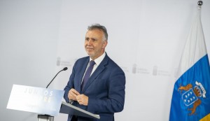 Canarias defiende disponer de corredores directos y seguros con el Reino Unido