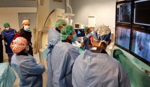 Hospitales Universitarios San Roque implanta con xito una vlvula artica de forma percutnea