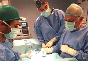Hospitales Universitarios San Roque realiza su primera intervencin de urologa peditrica 