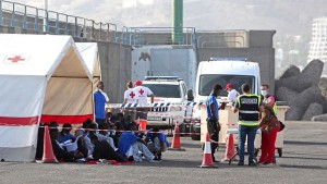 San Bartolom de Tirajana se opone al traslado de 71 inmigrantes a Tunte, ante el positivo de 12 de ellos