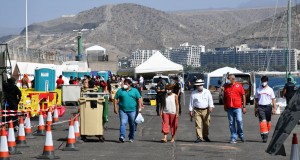 Onalia Bueno y Daz Tejera claman una solucin urgente para los 352 migrantes que permanecen en el Muelle de Arguinegun