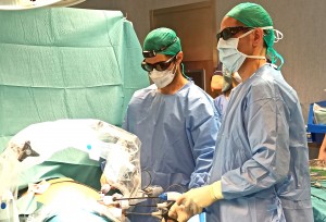 Primera ciruga laparoscpica asistida por robot en Hospitales Universitarios San Roque
