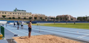 La seleccin alemana de velocidad prepara los Juegos Olmpicos de Tokio en el Estadio de Atletismo de Vecindario
