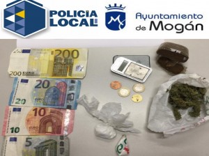 La Polica Local de Mogn detiene a un presunto vendedor de droga en Puerto Rico