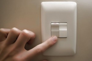 Un 73% de los canarios afirma haber modificado sus hbitos tras la subida de la luz, pero solo un 37% cree que son efectivos 