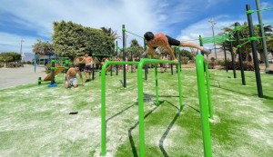 Agimes abre el nuevo parque de calistenia en Playa de Arinaga