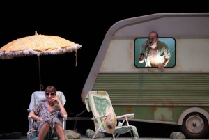 `Turistas una obra de teatro que remueve conciencias a travs de la comedia 
