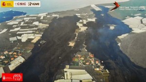 El continuo aporte de lava del Cumbre Vieja hace que se unan las coladas 4 y 7 afectando a ocho hectreas 
