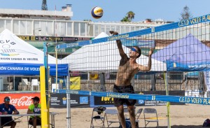 Summer Games Maspalomas de vley playa corona a Bregantini-Prez y Tumino-Delgado