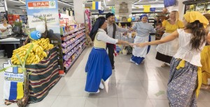 SPAR Gran Canaria  se viste  por el Da de Canarias
