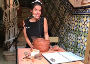 La artista de Ingenio  Nely Torres nos invita a descubrir su alma en su primera exposicin individual