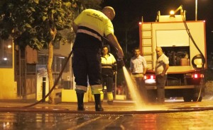 En marcha el plan extraordinario de limpieza viaria  Agita y jabn 