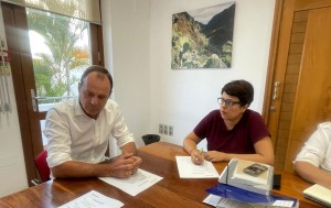 Cabildo y Ayuntamiento de Agimes potenciarn el uso del recinto ferial del sureste de la mano de Infecar 