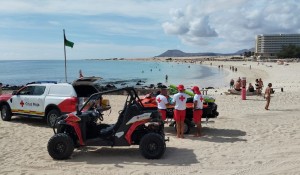 Cruz Roja Canarias atiende a más de 3.900 personas este verano en las playas 