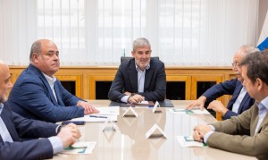 El Gobierno apoya las demandas de la industria canaria para paliar los sobrecostes