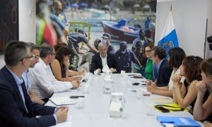 Clavijo ve espacio para lograr una respuesta a la crisis migratoria en Canarias