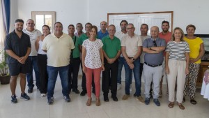 Mogn entrega 10 nuevas licencias de taxi