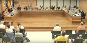 Ingenio distinguir a Jos Guedes Guedes y Amaro Rodrguez Gonzlez como Hijos Predilectos de la Villa
