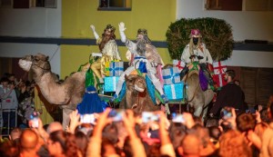 Agimes celebran el 70 aniversario de la Magna Cabalgata y Auto de los Reyes Magos 