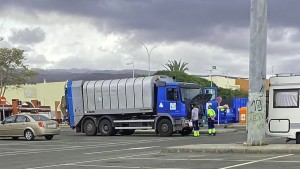 San Bartolom de Tirajana resuelve el contrato de recogida de la basura selectiva y lo adjudicar Va de Emergencia 