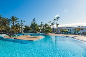 Condenan a un hotel a readmitir e indemnizar a un trabajador por ser despedido por estar de baja