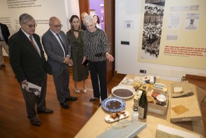 El Cabildo recibe un nuevo envo del Archivo Negrn que incluye sus famosas lentejas