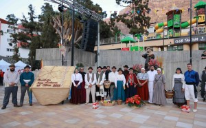 Mogn celebra con fervor y tradicin la Romera-Ofrenda de San Antonio El Chico