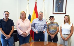 SBT felicita al viticultor Pepe Cazorla por su contribucin en la Denominacin de Origen de Gran Canaria