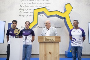 Antonio Morales celebra los xitos deportivos ligados al mar y al trabajo de base