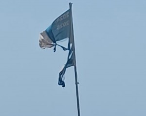 Hablemos AHORA denuncia la dejadez del grupo de gobierno con la Bandera Azul de San Agustn