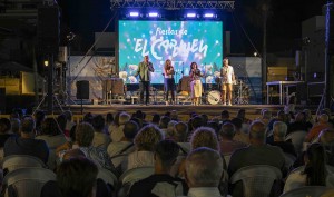 Risas a raudales en las  Fiestas del Carmen de Playa de Mogn 