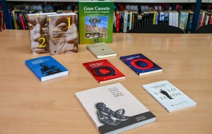 Las Bibliotecas de Mogn reciben nuevos ttulos donados por el Cabildo