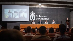 Clavijo resalta el apoyo municipal en el refuerzo de la seguridad en Canarias