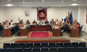Mog�n aprueba la nueva RPT municipal y permitir� playas para mascotas