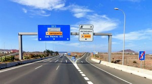 El Cabildo renueva el asfalto de la autopista entre Vecindario y el Aeropuerto