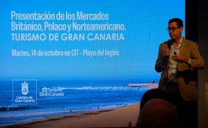 El turista britnico mantiene su liderazgo en Gran Canaria pese a la incertidumbre