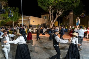 Vecindario celebra la Semana Grande de San Rafael con Folklore, Romera y el concierto de Jos Vlez