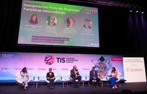 Jssica de Len presenta un proyecto piloto para potenciar la venta online de experiencias tursticas