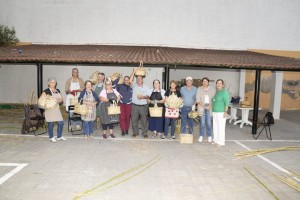 La FEDAC fomenta el relevo generacional en la artesana con un curso de cestera de caa 