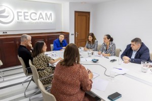 El SCE destina 37 millones a la Fecam para impulsar el Programa de Empleo Social 2025-2026