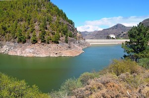 La borrasca Claudia hace correr barrancos y lleva agua a varias presas de Gran Canaria 