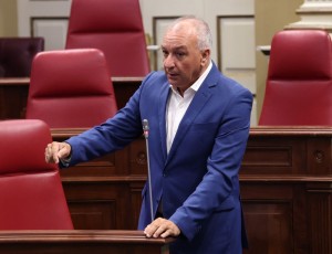 Luis Campos acusa al presidente Clavijo de romper la paz social en la RTVC   