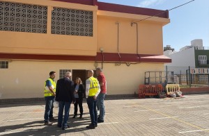Ingenio reparada de urgencia la fachada del edificio del CEIP Dr. Juan Espino Snchez