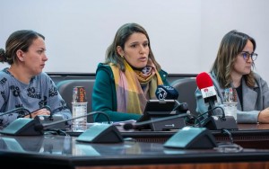 Mog�n advierte de acciones legales por discriminaci�n al alumnado de Veneguera